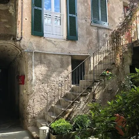 La Casa Nel Cortile Apartman Mandello del Lario